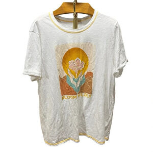 TORRID ~ 100% Cotton ‘Bloom Wildly’ Graphic Tee Relaxed Fit